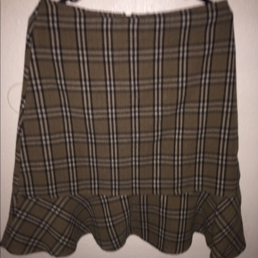 Plaid brown skirt